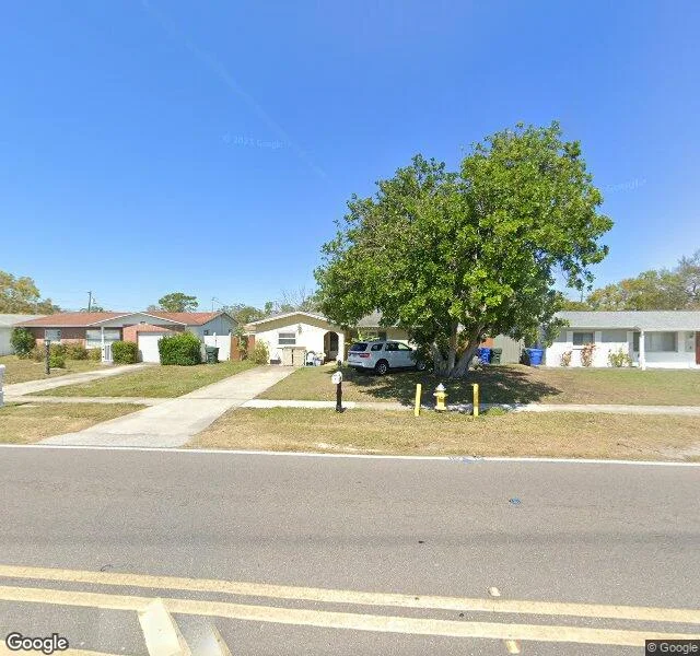 518 8Th Ave Sw, Largo, FL 33770